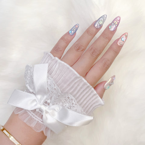 Coquette Bow Lace Sleeve Cuffs / White Cute Girly Fashion Accessory Trendy Nail Tool