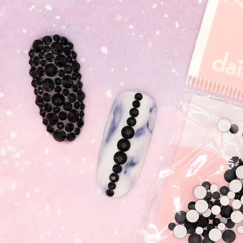 Charme Crystal Round Flatback Rhinestone / Jet Black Nail Art
