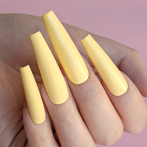 Charme Gel / 605 Lemon Meringue Pastel Yellow Creme Soft Nail Polish