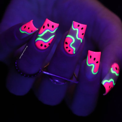 Charme Gel Polish / Neon Glow N07 Sour Patch - Blacklight Reactive Polish Bright Green