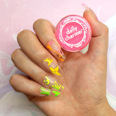 Electric Neon Pigment / Yellow Summer Rainbow Nail Trends 