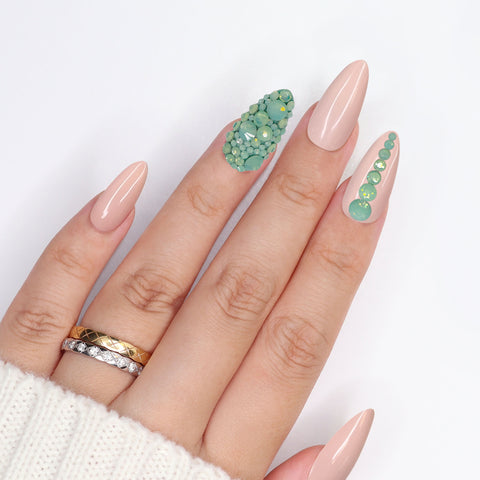 Twinkle Twinkle Round Flatback Rhinestone Mix / Chrysolite Opal Green Nail Crystal