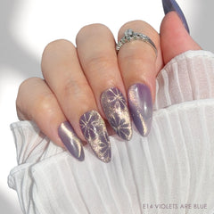 Charme Gel / Cat Eye E14 Violets are Blue Pastel Purple Golden Shimmer Magnetic Polish Spring