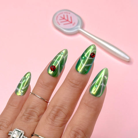 Magic Patterns Cat Eye Magnet Wand / Leaf Nail Design Unique Trend Lady Bug Spring Art