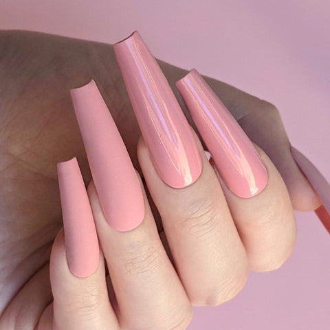 Charme Gel / 310 Pink Sands Light Warm Pink Summer Nail Polish