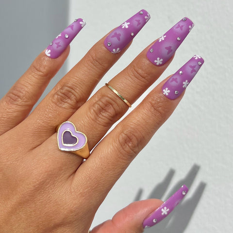 Charme Gel Polish / 904 Heartbreaker purple gel polish