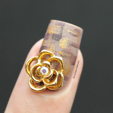 Camellia / Gold Nail Charm 3D Flower Jewelry