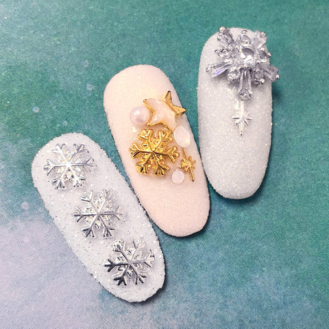 Mini Snowflake No.2 / Gold Holiday Nail Art Charms